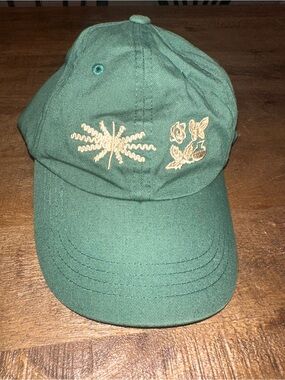 NWOT Peach Pit Dark Green Embroidered Floral Dad Cap